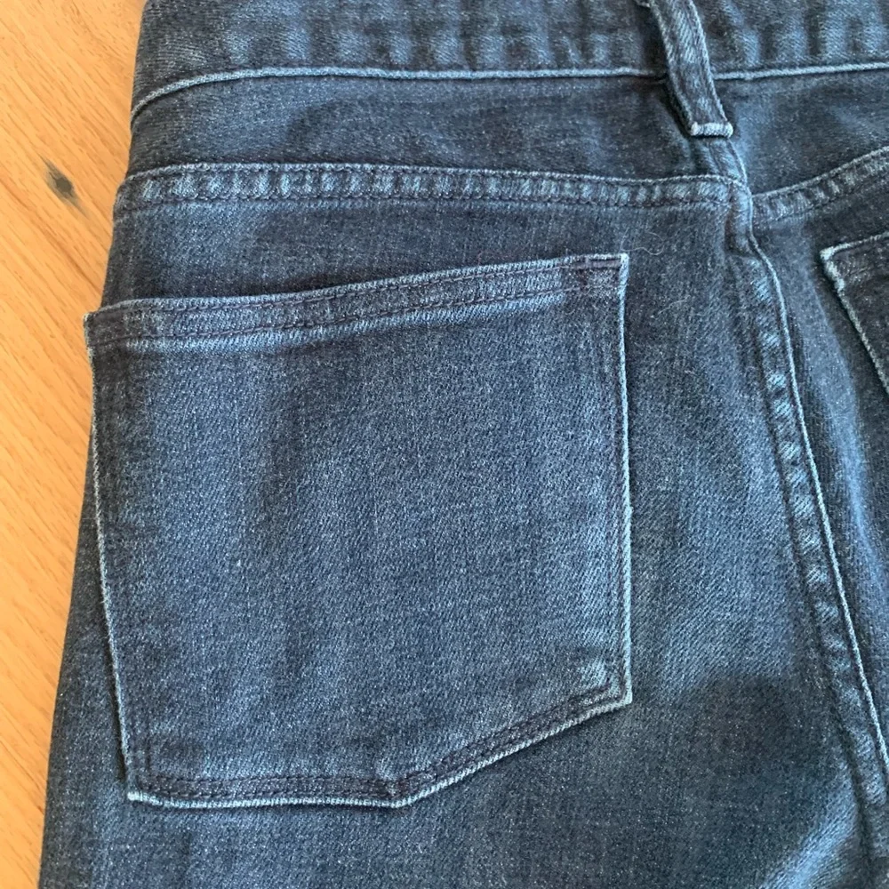 J.Crew‎ Stretch Women’s Toothpick Jeans Denim Size 27 Dark-wash Skinny Leg